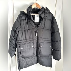 NWT Gap Cold Control Max Puffer Coat